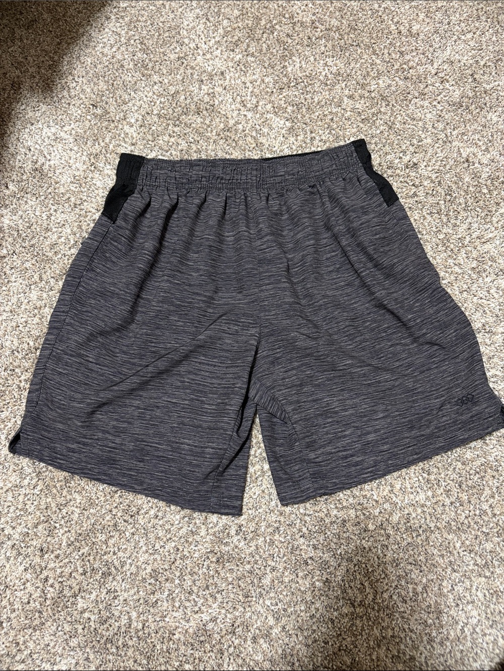 Leg3nd Men’s Heathered Grey Athletic Shorts Size Medium